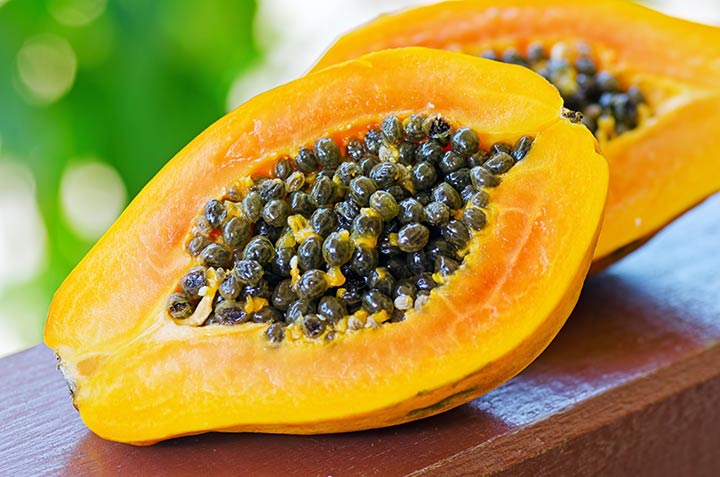 22. Papaya - مواد غذایی سرشار از ویتامین C برای تامین میزان ویتامین C مورد نیاز بدن