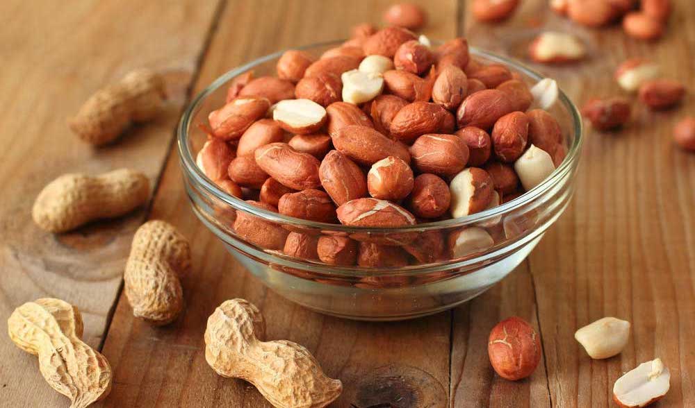 peanuts is fat - فواید بادام زمینی برای سلامت بدن