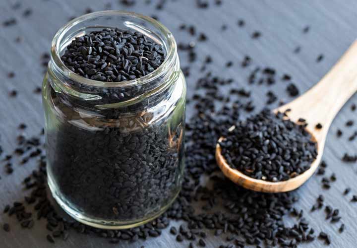 Nutritional Value of Black Seed - بهترین دیورتیک های طبیعی برای دفع آب اضافی بدن