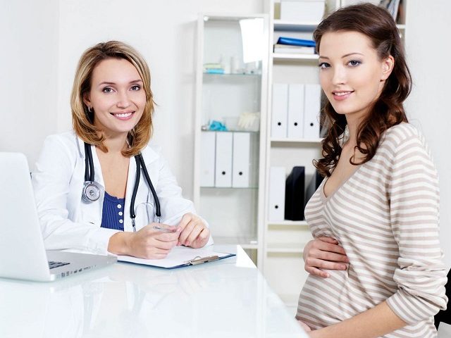 01 معاینات پزشکی دوران بارداری 640x480 - راهنمای وزن گیری مناسب در دوران بارداری
