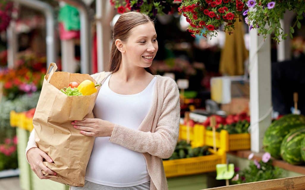 iStock 73965165 4x3 1026x640 - آیا رژیم غذایی مدیترانه ‌ای در دوران بارداری مفید است؟