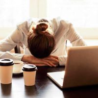 کاهش احساس خستگی ناشی از کمبود خواب با این میان وعده ها