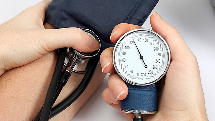 blood pressure - آب نارگیل مفید برای کاهش فشار خون