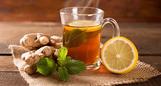ginger tea - مواد غذایی ترموژنیک : مواد غذایی که در سرما بدنتان را گرم نگه می‌دارند