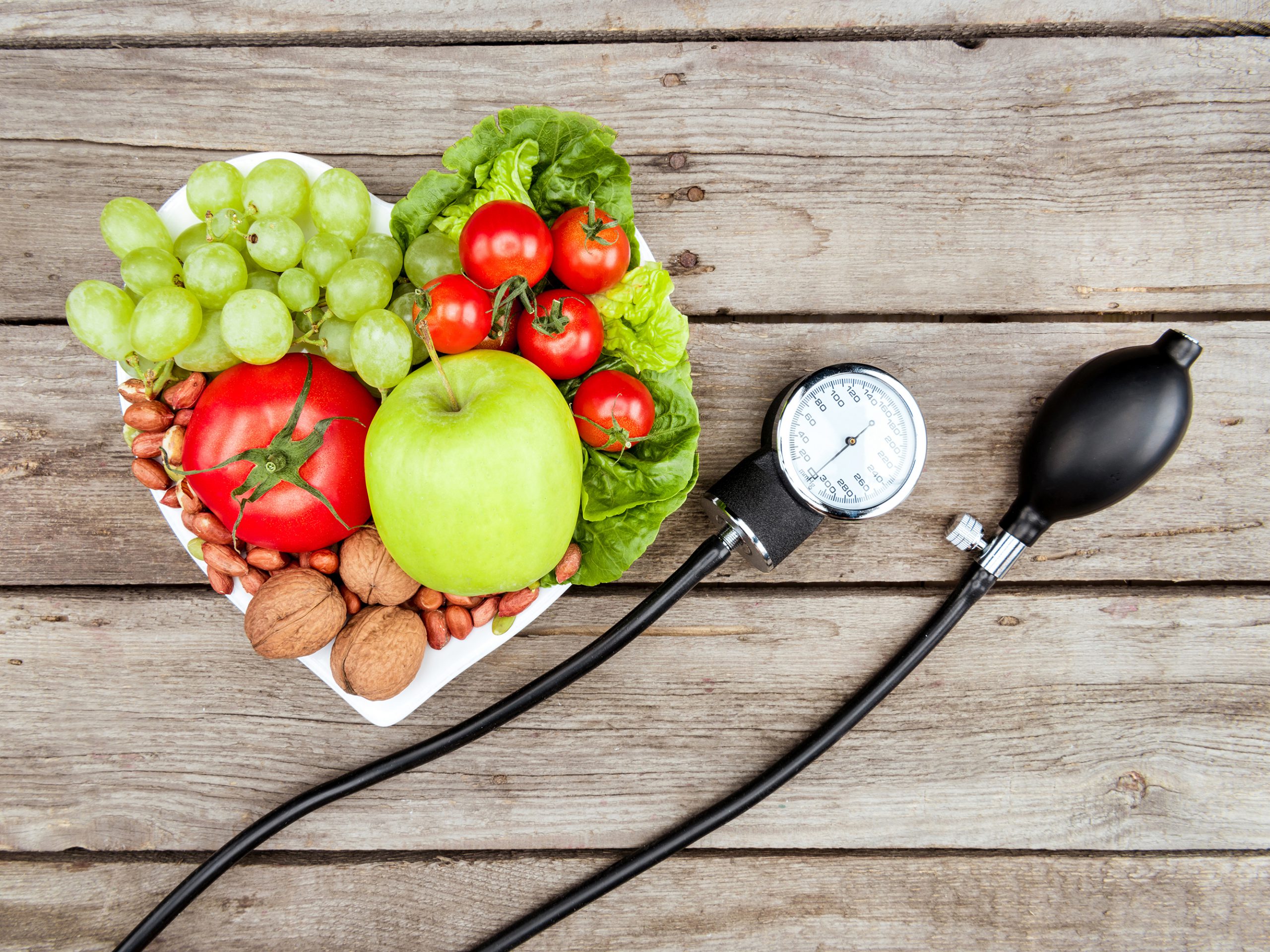 1804w dash diet hypertension scaled - رژیم غذایی کم فیبر سبب افزایش فشار خون می شود