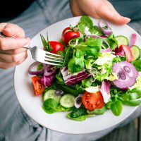 مصرف غذاهای گیاهی مفید برای سلامت روده