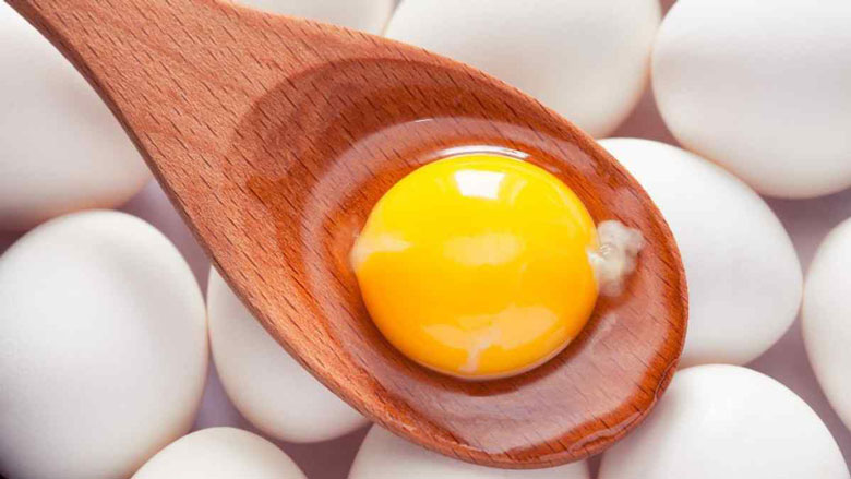 ارزش غذایی و فواید زرده تخم‌مرغ