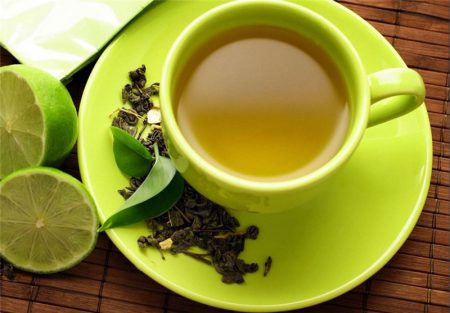 139401201606556865070994 450x313 1 - کاکائو و چای سبز مفید برای کاهش عوارض ناشی از دیابت