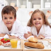 تاثیر مثبت خوردن صبحانه در کودکان
