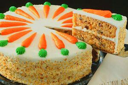 کیک هویج یک میان وعده‌ سالم برای افزایش وزن