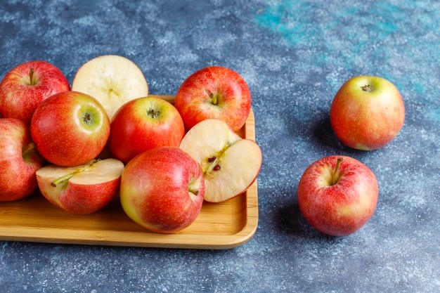 آیا مصرف دانه سیب خطرناک است؟