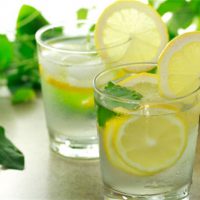 آیا ترکیب آب و لیموی تازه به کاهش وزن کمک می کند؟